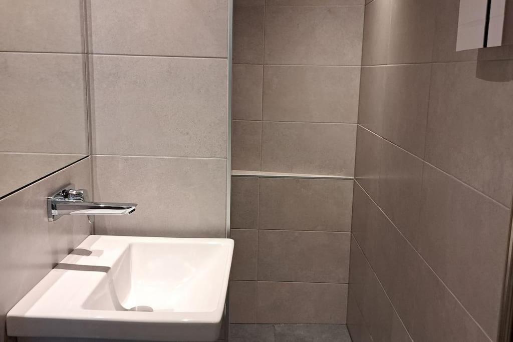 103C Nieuwe Vakantiewoning Met Sauna Westkapelle Bagian luar foto